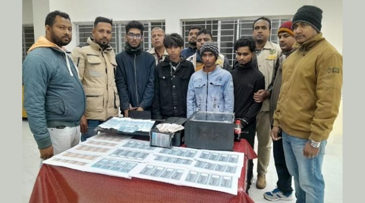 বরিশালে জাল নোটসহ ৪ কিশোর আটক